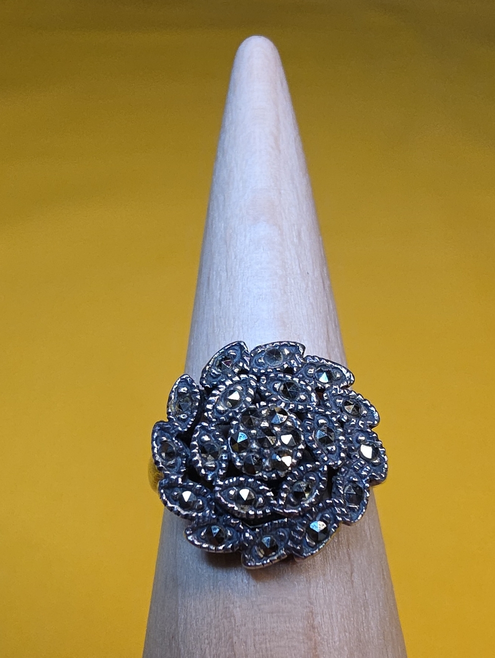 Vintage Art-Deco Style Marcasite Flower Ring ▪︎ Marked 925 ▪︎ AS: 5.75